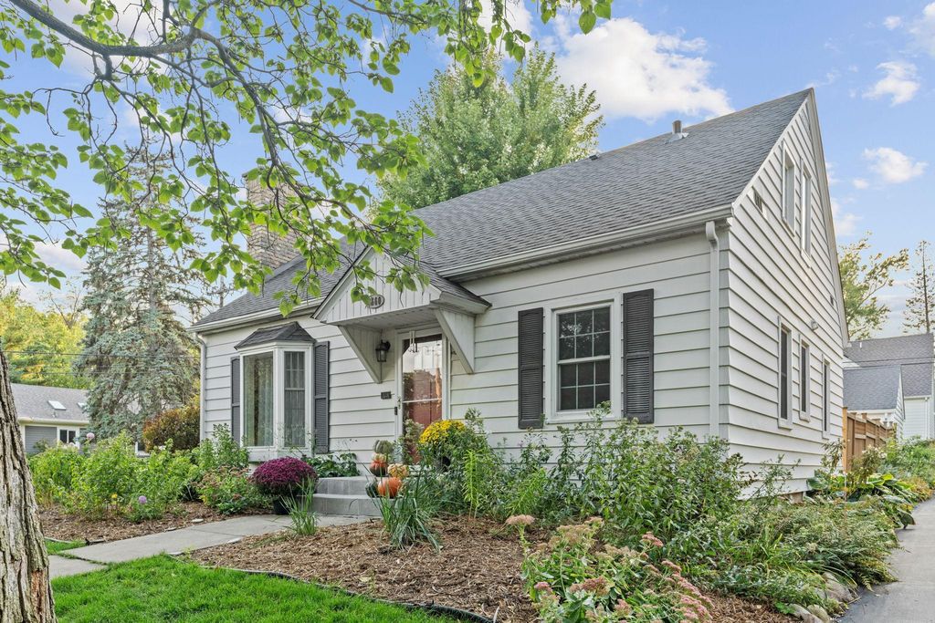 3660 Glenhurst Avenue, Saint Louis Park, MN 55416