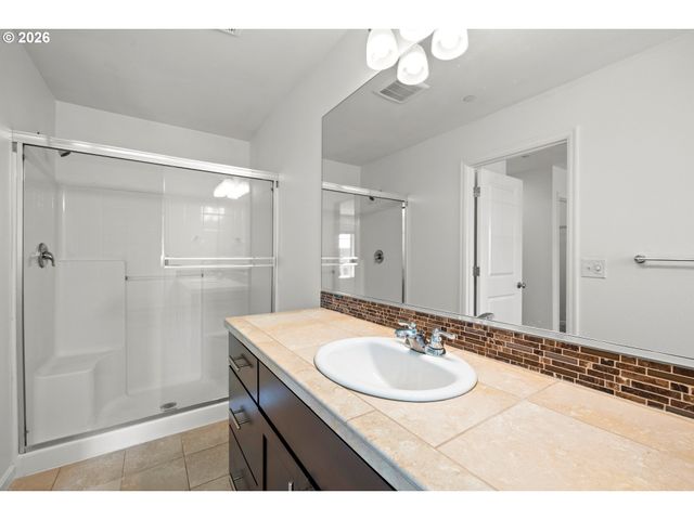 12963 Se 155TH Ave, Happy Valley, OR 97086