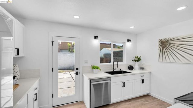3672 Del Monte Way, San Leandro, CA 94578