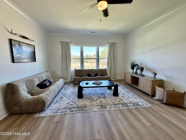 1748 Dixon Grove Lane, Grimesland, NC 27837