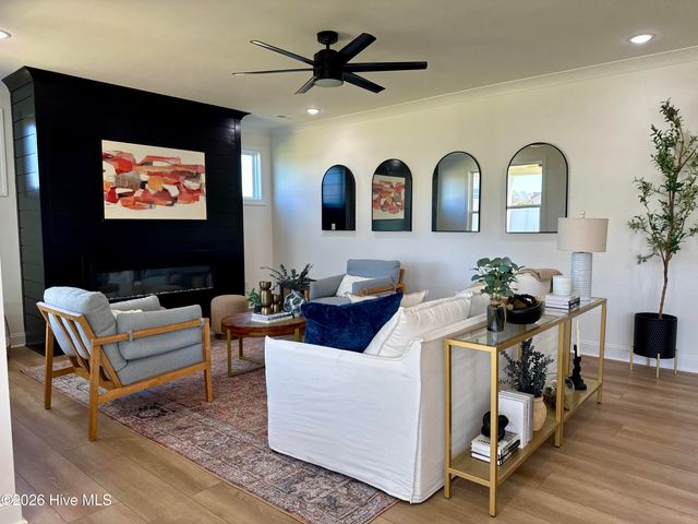 1748 Dixon Grove Lane, Grimesland, NC 27837