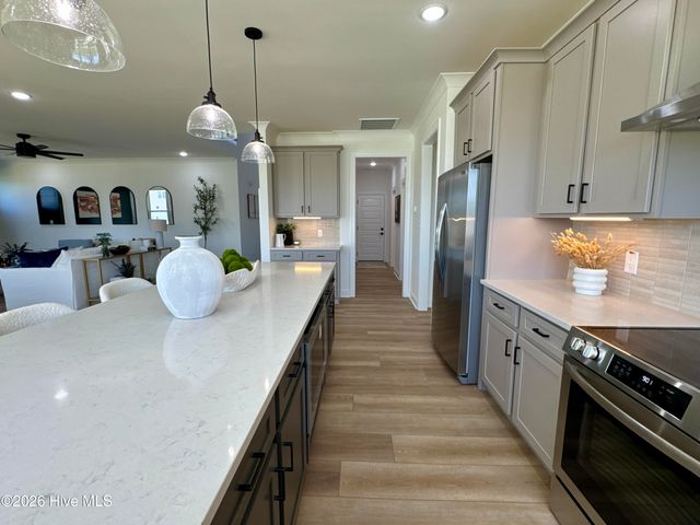 1748 Dixon Grove Lane, Grimesland, NC 27837