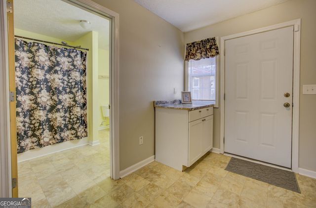 162 Collins Road, Jackson, GA 30233