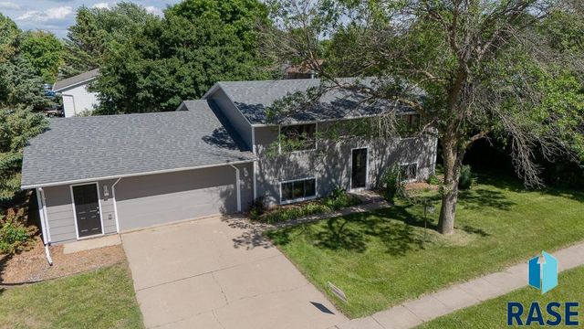1000 S Lakota Ave Avenue, Brandon, SD 57005
