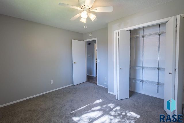 1000 S Lakota Ave Avenue, Brandon, SD 57005