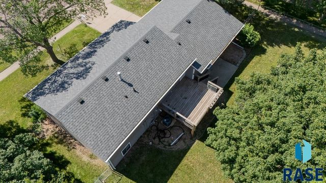 1000 S Lakota Ave Avenue, Brandon, SD 57005