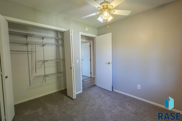1000 S Lakota Ave Avenue, Brandon, SD 57005