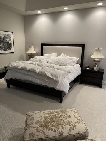 17 Bermuda Lake Drive, Palm Beach Gardens, FL 33418