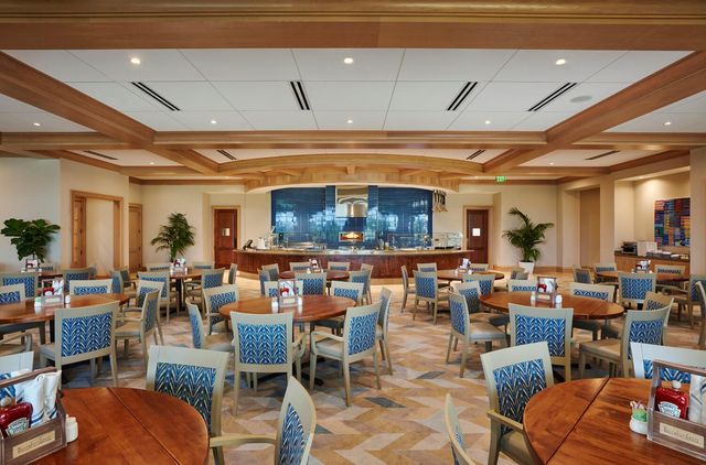 17 Bermuda Lake Drive, Palm Beach Gardens, FL 33418