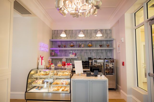 17 Bermuda Lake Drive, Palm Beach Gardens, FL 33418