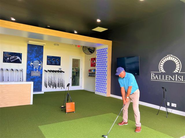 17 Bermuda Lake Drive, Palm Beach Gardens, FL 33418