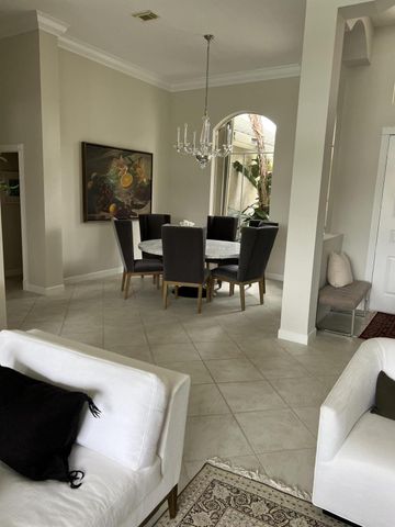 17 Bermuda Lake Drive, Palm Beach Gardens, FL 33418