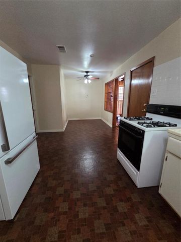 2306 Reinerman Street, Houston, TX 77007