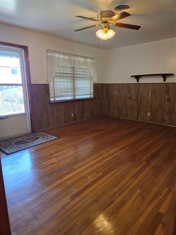 2306 Reinerman Street, Houston, TX 77007