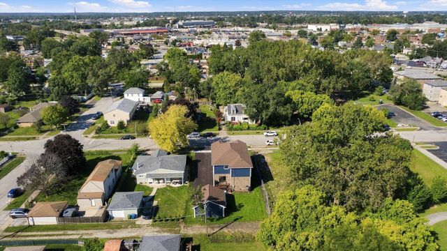 9941 Melvina Avenue, Oak Lawn, IL 60453