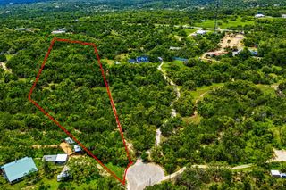 323 Live Oak Hills CT, San Marcos, TX 78666