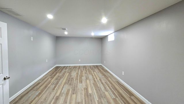 1739 Linwood Avenue, Columbus, OH 43207