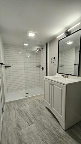 1739 Linwood Avenue, Columbus, OH 43207