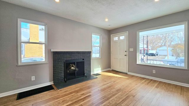 1739 Linwood Avenue, Columbus, OH 43207