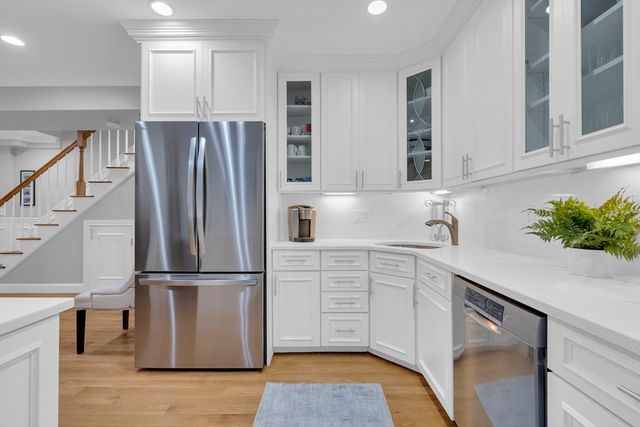 26 Yarmouth St 1, Boston, MA 02116