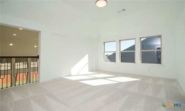 121 Poole Lane, Liberty Hill, TX 78642