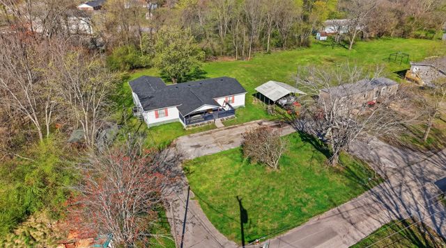 112 Northgate Rd, Normandy, TN 37360