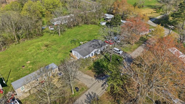 112 Northgate Rd, Normandy, TN 37360