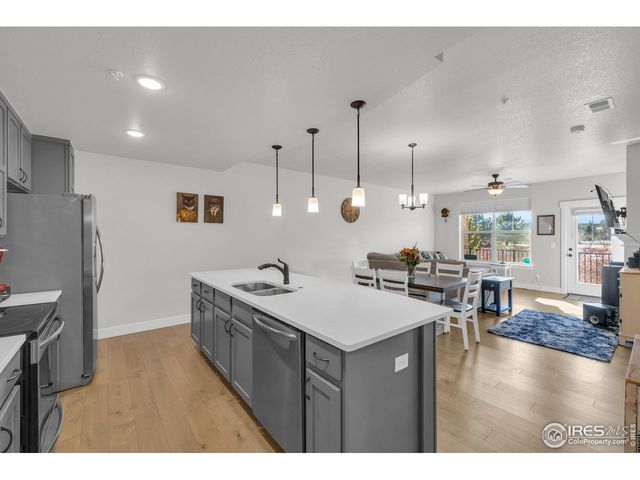 4612 Hahns Peak Dr 102, Loveland, CO 80538