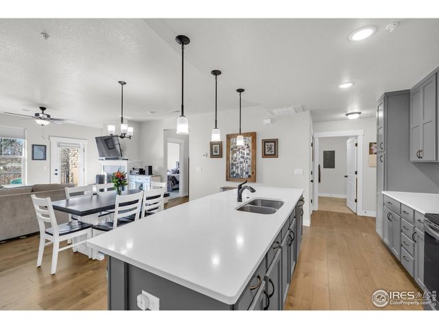 4612 Hahns Peak Dr 102, Loveland, CO 80538