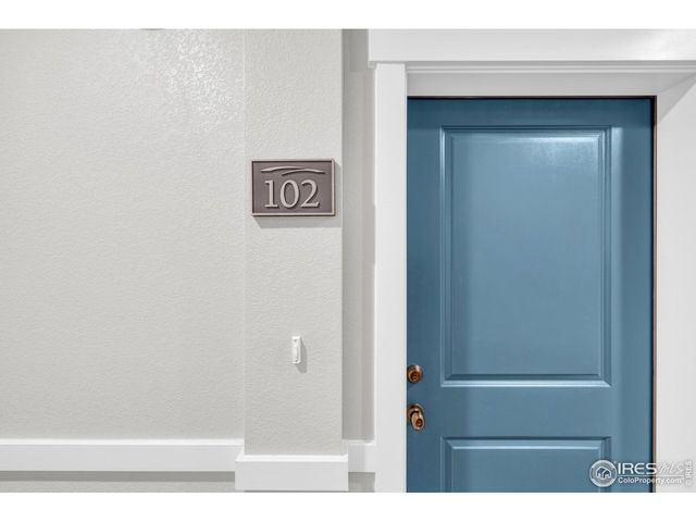 4612 Hahns Peak Dr 102, Loveland, CO 80538