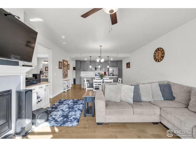 4612 Hahns Peak Dr 102, Loveland, CO 80538