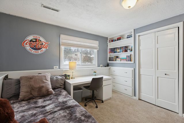 3310 Urbandale Lane N, Plymouth, MN 55447