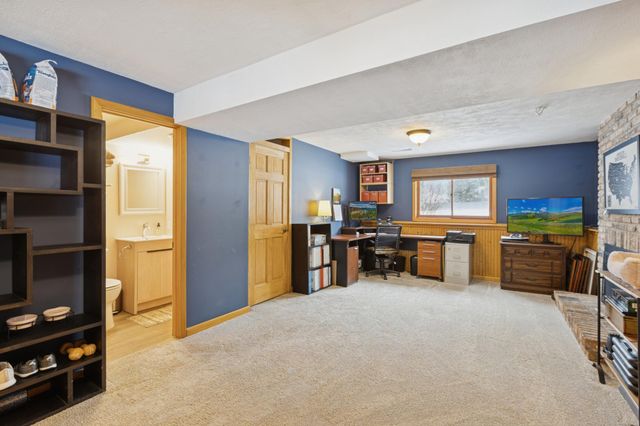 3310 Urbandale Lane N, Plymouth, MN 55447