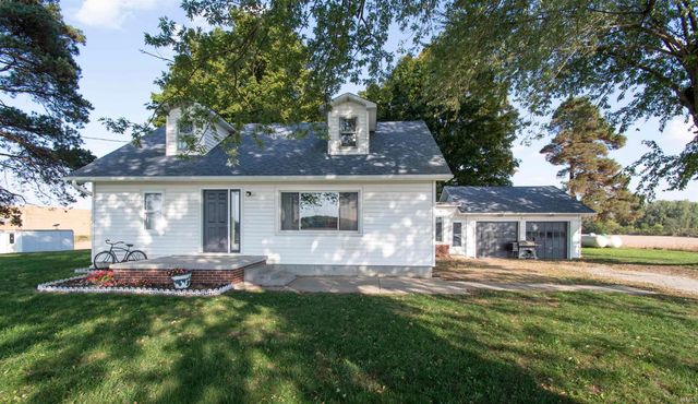 2106 Wayne Center Road, Kendallville, IN 46755