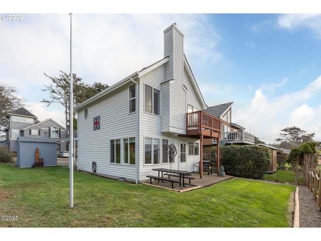 3461 Nw LEE Ave, Lincoln City, OR 97367