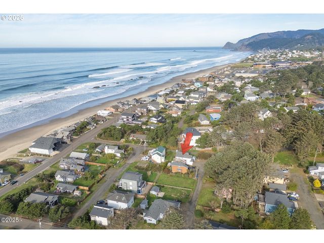3461 Nw LEE Ave, Lincoln City, OR 97367
