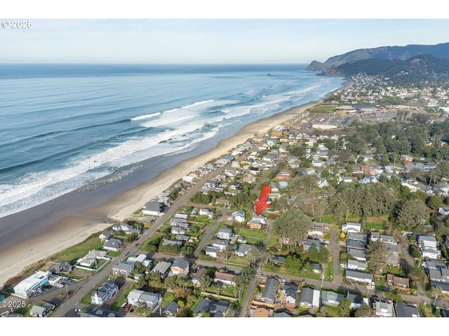 3461 Nw LEE Ave, Lincoln City, OR 97367