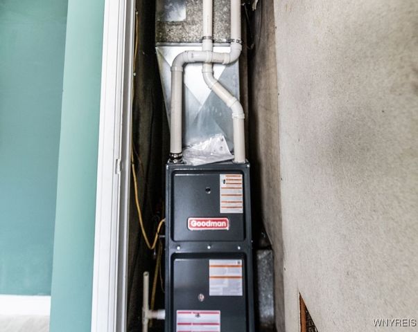 337 Claremont Avenue, Tonawanda, NY 14223