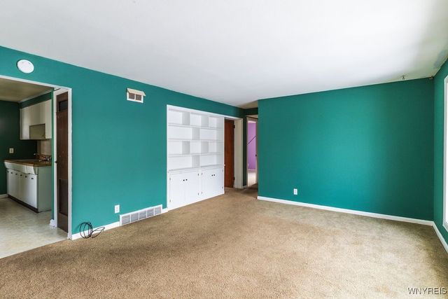 337 Claremont Avenue, Tonawanda, NY 14223