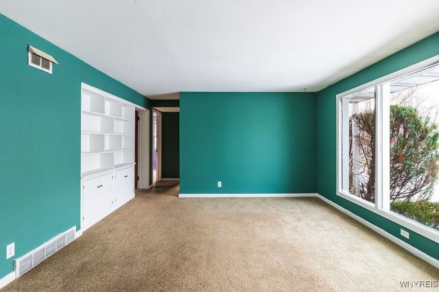 337 Claremont Avenue, Tonawanda, NY 14223