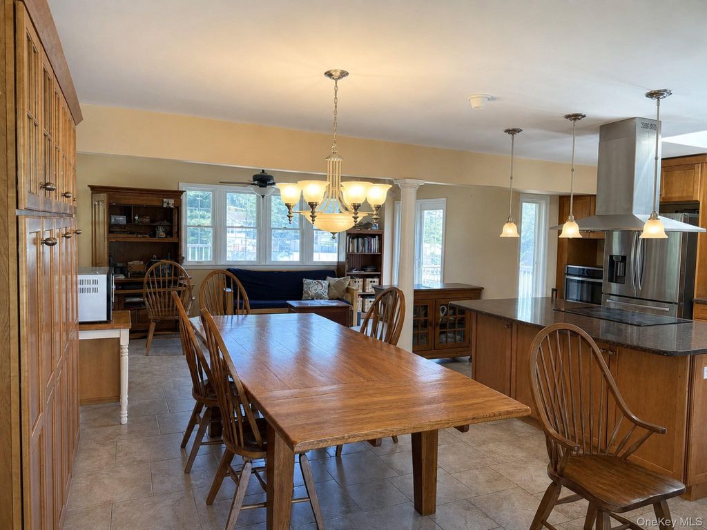5 Cherrywood Drive, East Northport, NY 11731 — photo 5