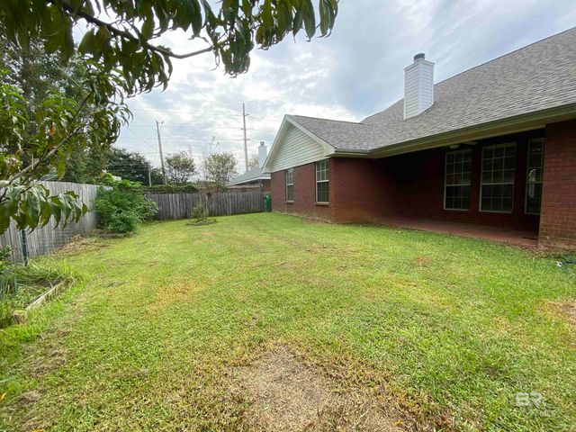 8057 Deerwood Drive, Daphne, AL 36526