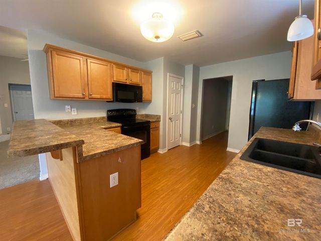 8057 Deerwood Drive, Daphne, AL 36526