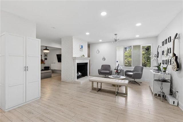 700 Cedar Knoll Drive, Roswell, GA 30076