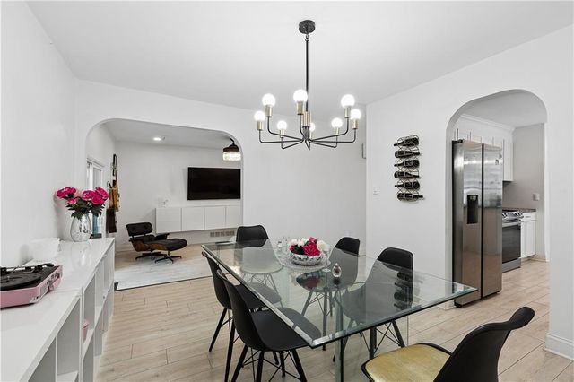 700 Cedar Knoll Drive, Roswell, GA 30076