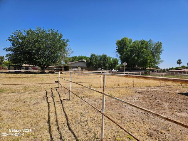 5339 W LA MIRADA Drive, Laveen, AZ 85339