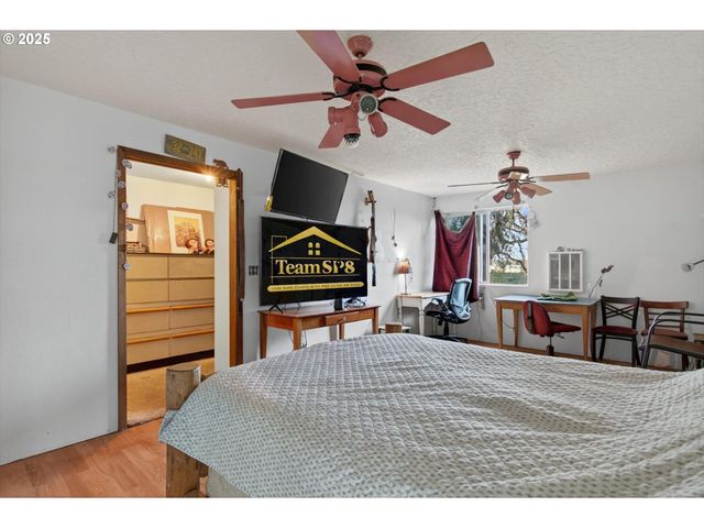 50316 COLUMBIA RIVER Hwy, Scappoose, OR 97056