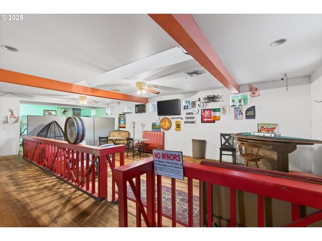 50316 COLUMBIA RIVER Hwy, Scappoose, OR 97056