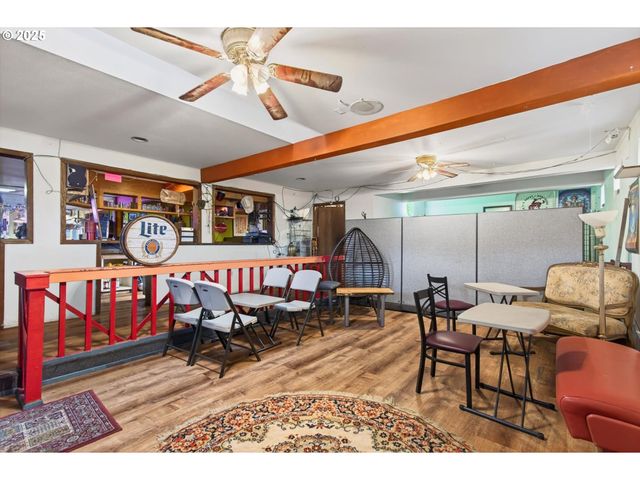 50316 COLUMBIA RIVER Hwy, Scappoose, OR 97056