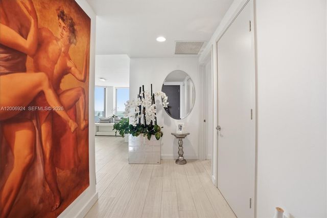 17301 Biscayne Boulevard 1905, North Miami Beach, FL 33160
